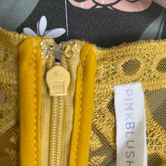 PinkBlush Mustard Lace Overlay Maternity Maxi Dress Boho Women Size Medium - Picture 6 of 11